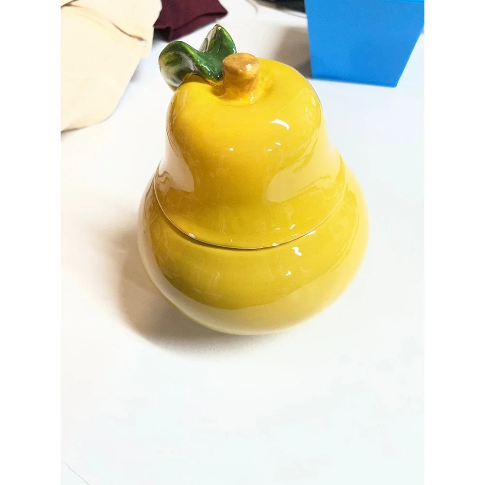 ND Exclusive Hand Painted Ceramic‎ Yellow Pear Canister Cookie Jar Kitchen Decor